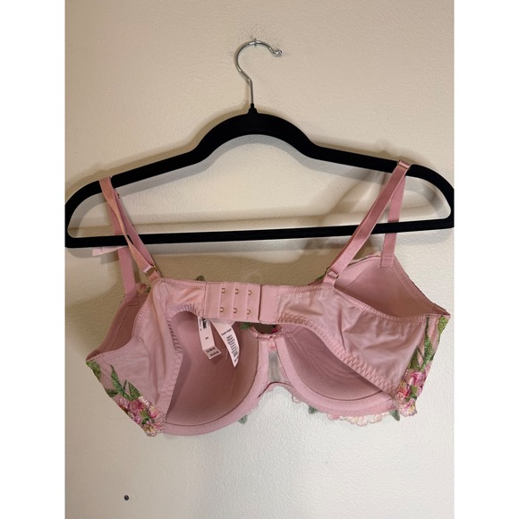 Victoria's Secret Dream Angels Wicked Floral Lightly Lined Demi Bra Size 36D NWT - Picture 2 of 3